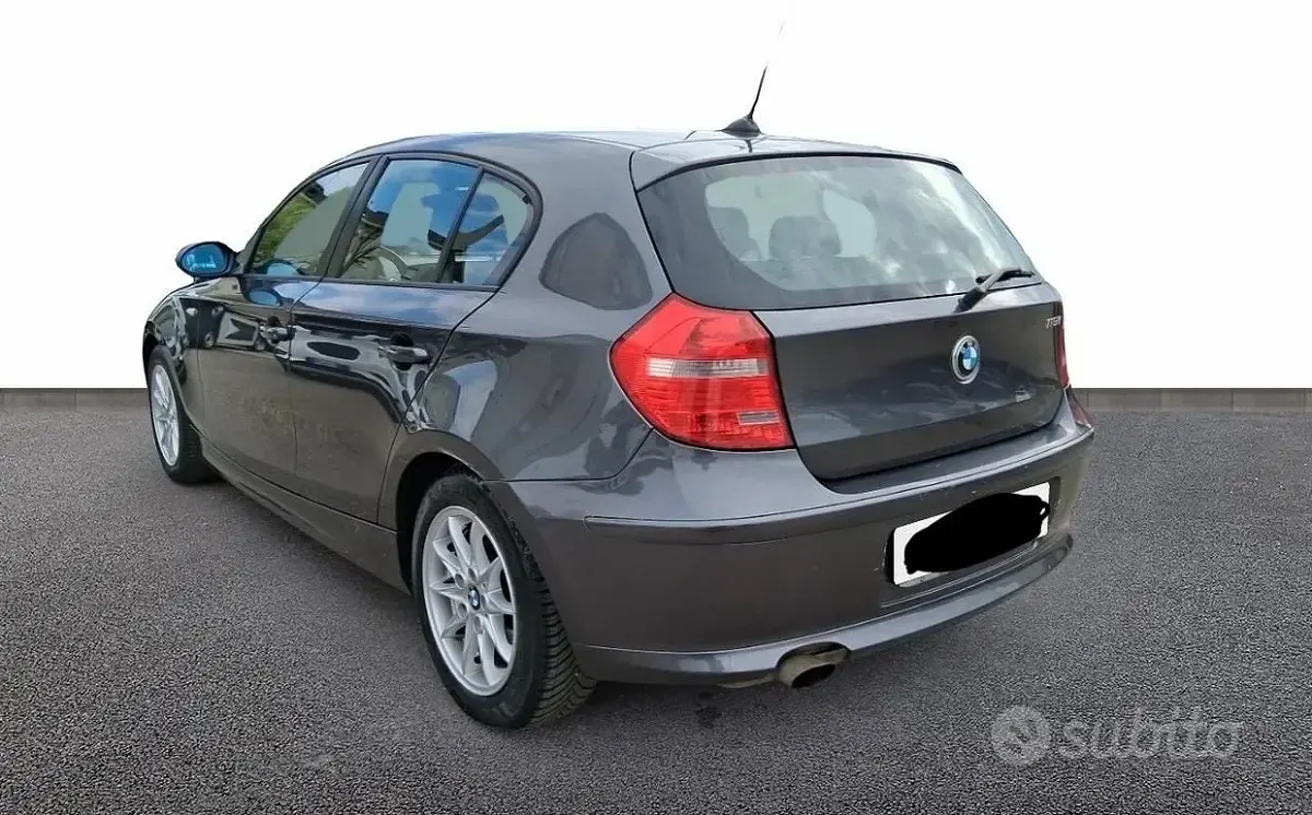 Usata BMW 116 Comfort Edition 122 CV (89 kW) 2007 Grigio Utilitaria