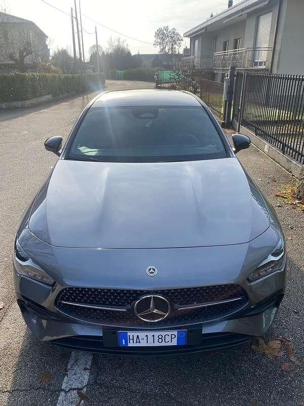 Usata Mercedes CLA200 179 CV (131 kW) 2025 Grigio Station wagon