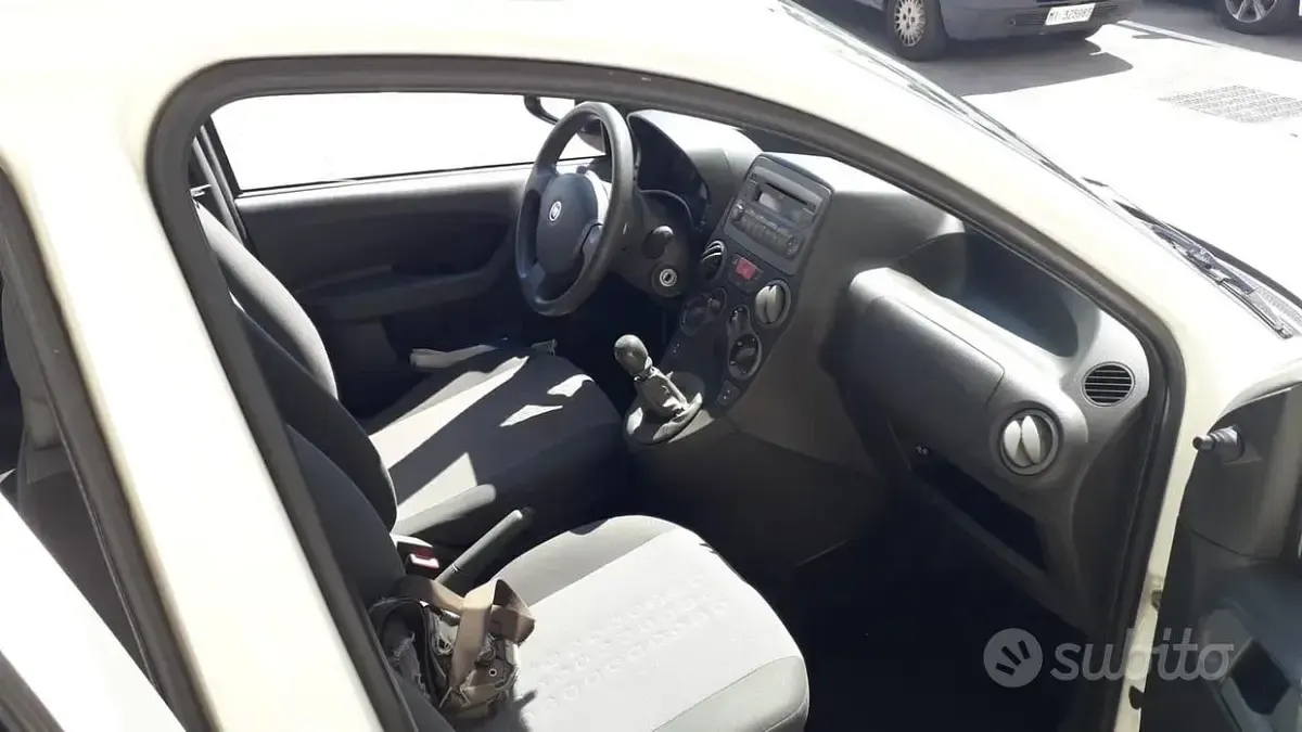 Usata Fiat Panda 69 CV (50 kW) 2012 Bianco Utilitaria