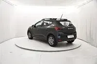 Usata Dacia Sandero Expression 101 CV (74 kW) 2023 Grigio Berlina