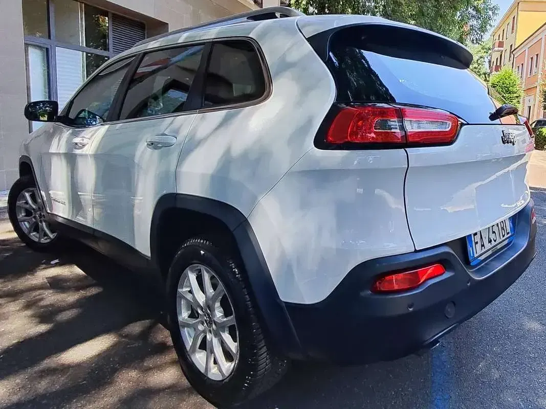 Usata Jeep Cherokee Limited 140 CV (102 kW) 2015 Bianco SUV