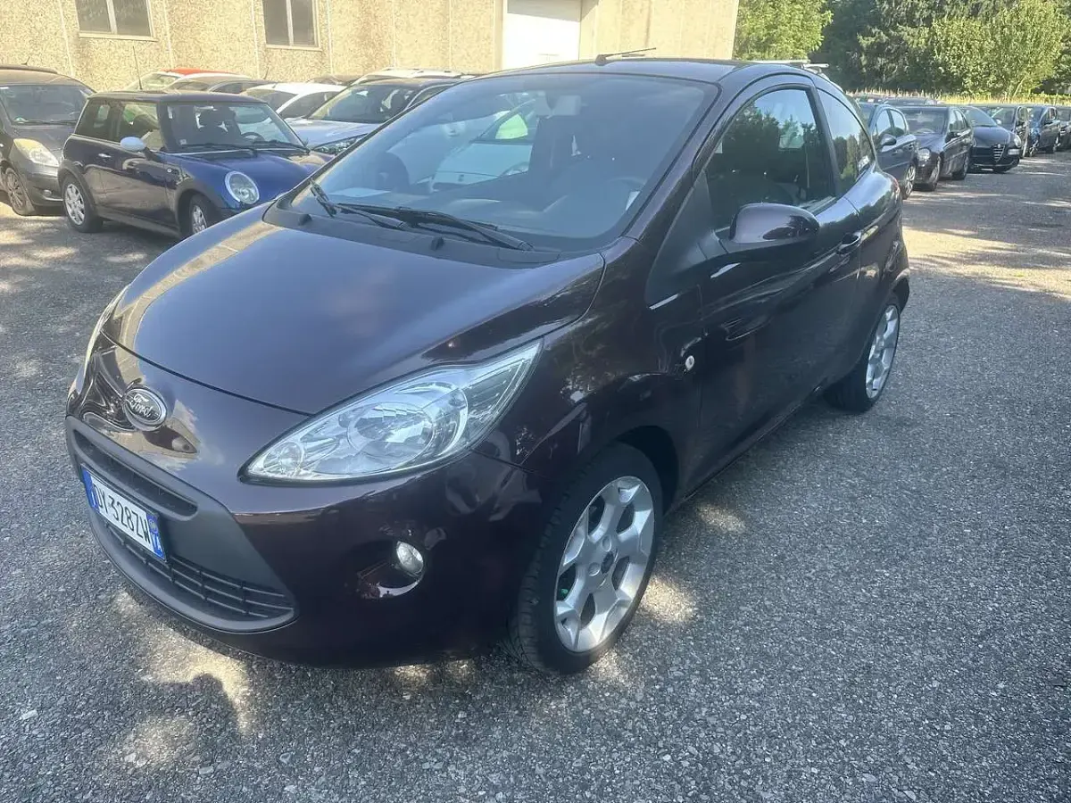 Usata Ford Ka Titanium 69 CV (50 kW) 2009 Marrone Utilitaria