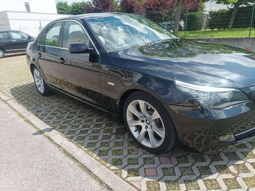 Usata BMW 530 272 CV (200 kW) 2007 Nero Berlina