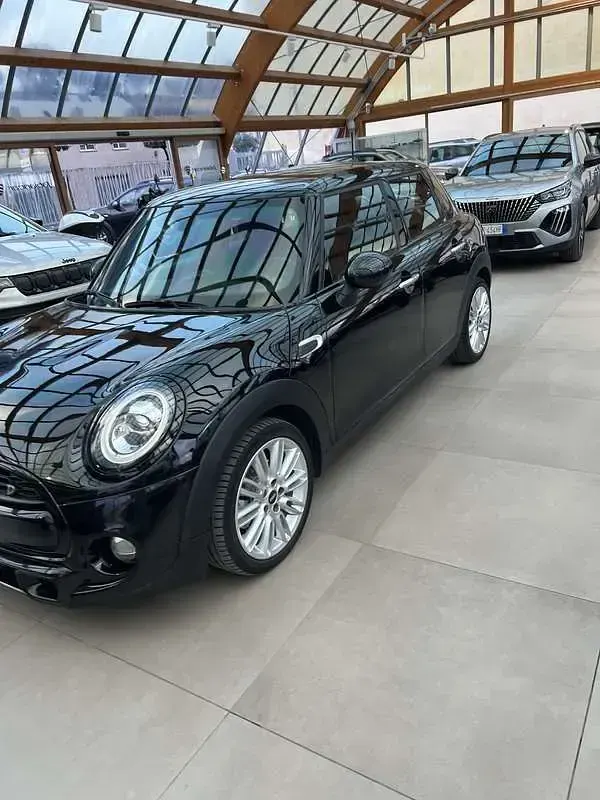Usata Mini One D Business 95 CV (69 kW) 2016 Utilitaria