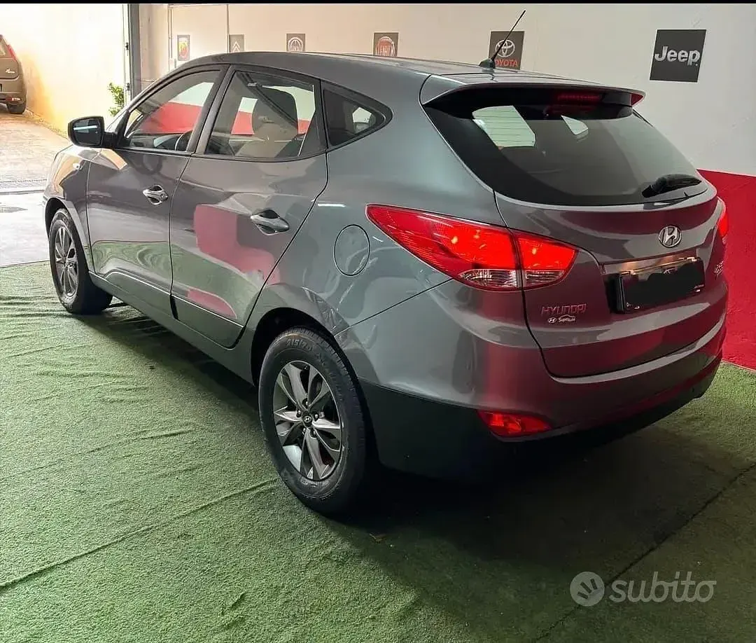Usata Hyundai ix35 115 CV (84 kW) 2014 Grigio SUV