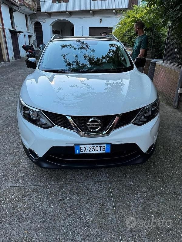 Usata Nissan Qashqai 116 CV (85 kW) 2014 Bianco SUV