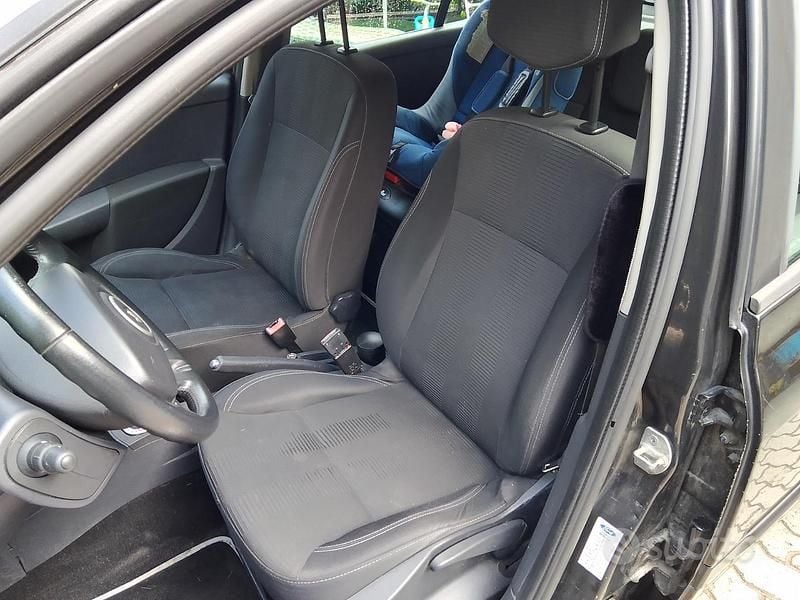 Usata Renault Clio II 65 CV (47 kW) 2011 Nero Utilitaria