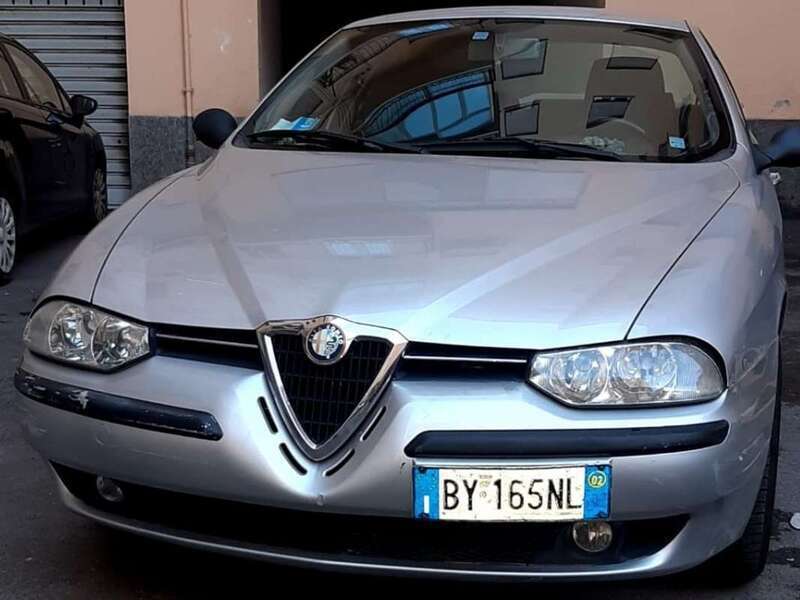 Usato 2002 Alfa Romeo 156 1.7 Benzin 140 CV (2.950 €)