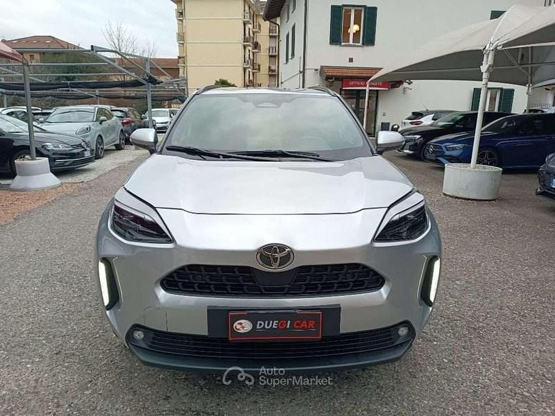 Usata Toyota Yaris Cross Trend 92 CV (67 kW) 2025 Argento SUV