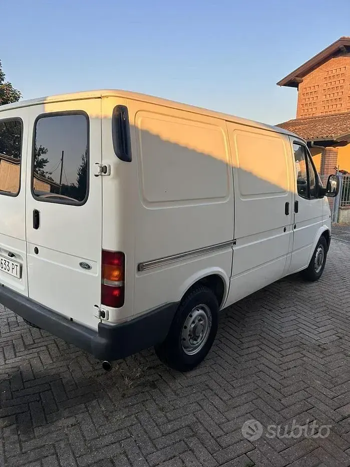 Usata Ford Transit 70 CV (51 kW) 1997 Bianco Furgone