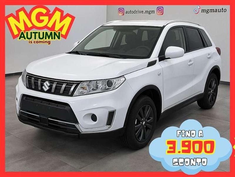 Bianco Nuova 2025 Suzuki Vitara Cool SUV | 23.670 € (Ottimo prezzo) - Immagine 1/1