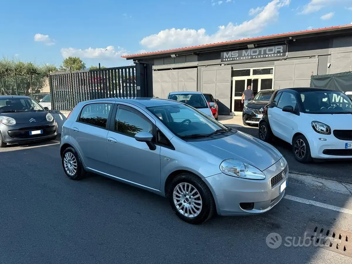 Usata Fiat Grande Punto 65 CV (47 kW) 2009 Utilitaria