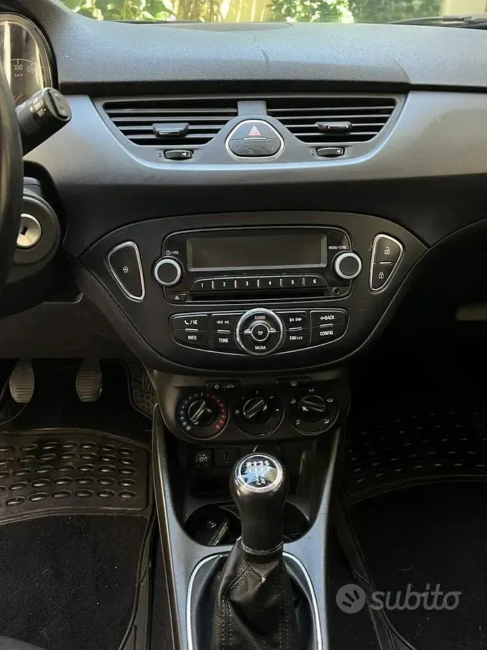 Usata Opel Corsa 69 CV (50 kW) 2016 Grigio Utilitaria