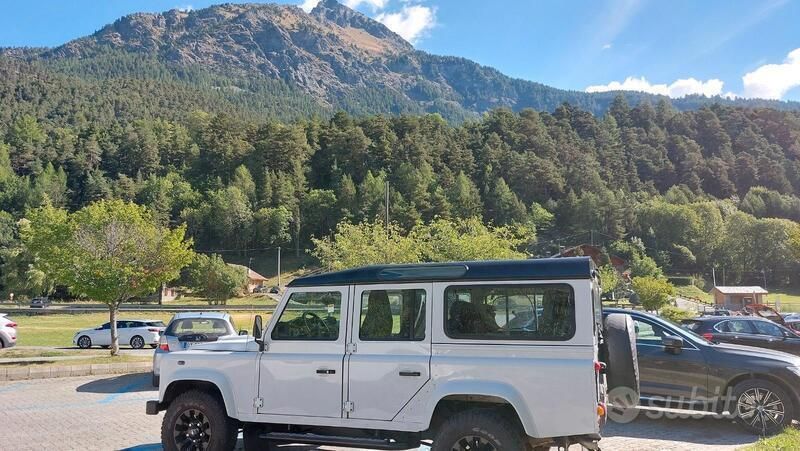 Usata Land Rover Defender 86 CV (63 kW) 2014 Bianco SUV