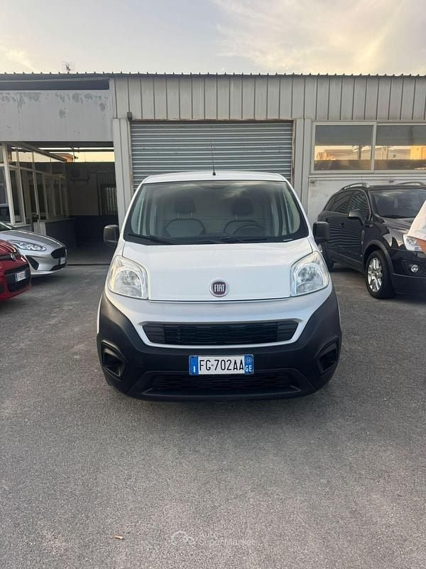 Usata Fiat Fiorino 75 CV (55 kW) 2016 Bianco Monovolume