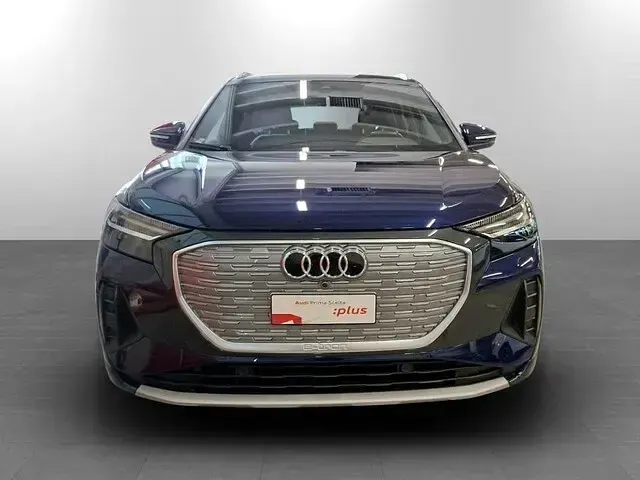 Usata Audi Q4 e-tron Advanced 150 kW (204 CV) 2023 Blu navarra metallizzato SUV
