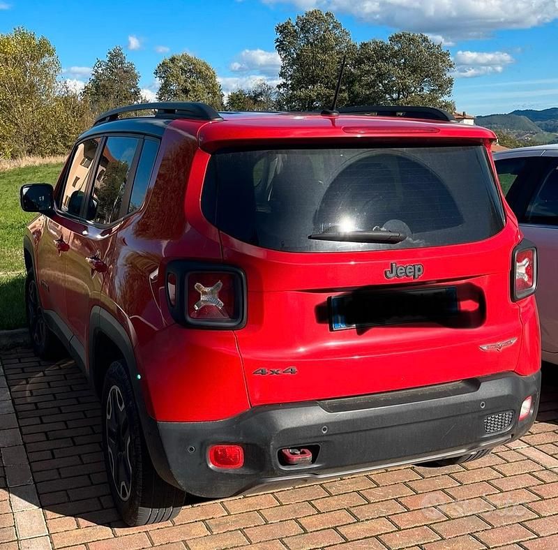 Usata Jeep Renegade Trailhawk 177 CV (130 kW) 2016 Giallo SUV