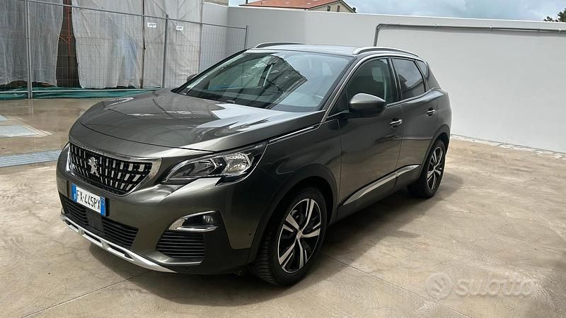 Usata Peugeot 3008 Allure 130 CV (95 kW) 2019 Grigio SUV