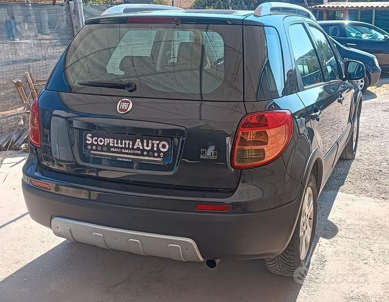 Usata Fiat Sedici 120 CV (88 kW) 2008 Nero SUV