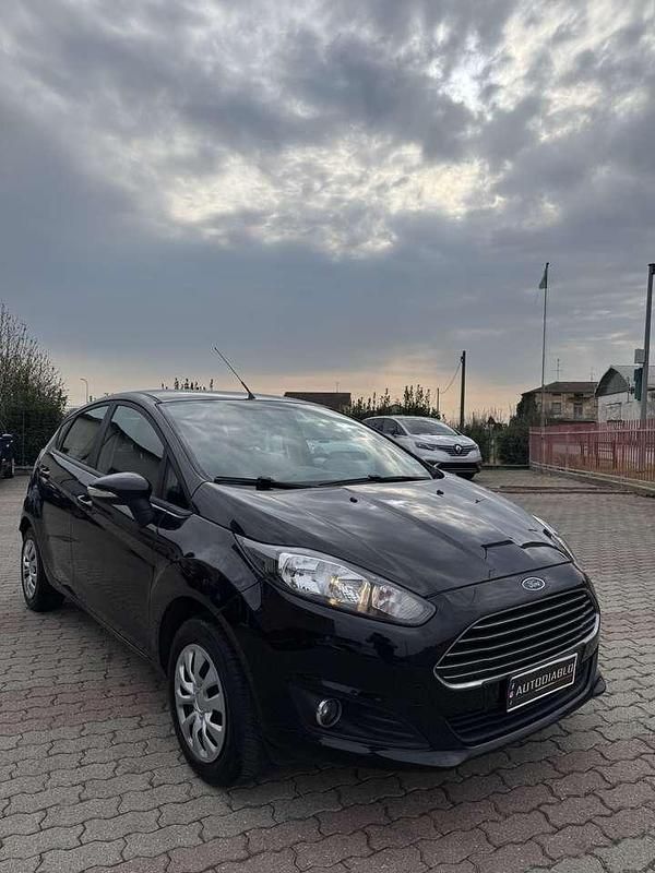 Usata Ford Fiesta Titanium 80 CV (58 kW) 2016 Nero Berlina