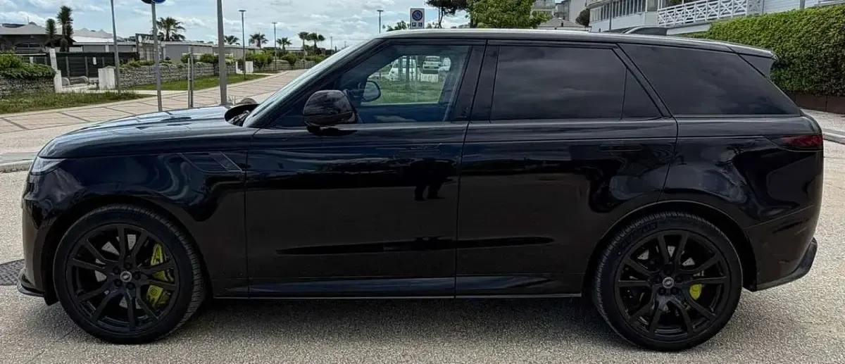 Usata Land Rover Range Rover Sport 635 CV (467 kW) 2024 Nero SUV