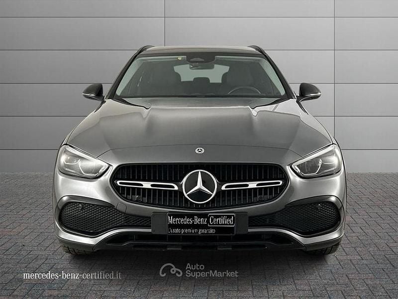 Usata Mercedes C220 Premium Plus 200 CV (147 kW) 2023 Grigio Station wagon