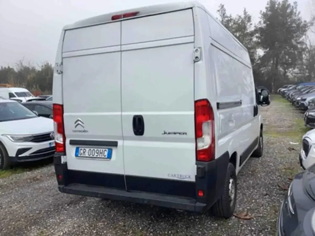 Usata Citroën Jumper 140 CV (102 kW) 2023 Bianco Monovolume