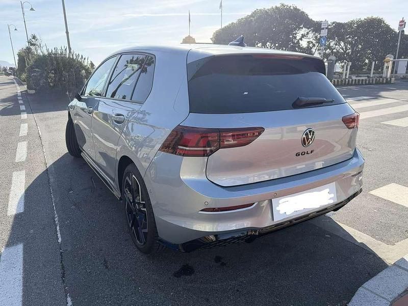 Usata VW Golf VIII R-line 116 CV (85 kW) 2025 Argento Berlina