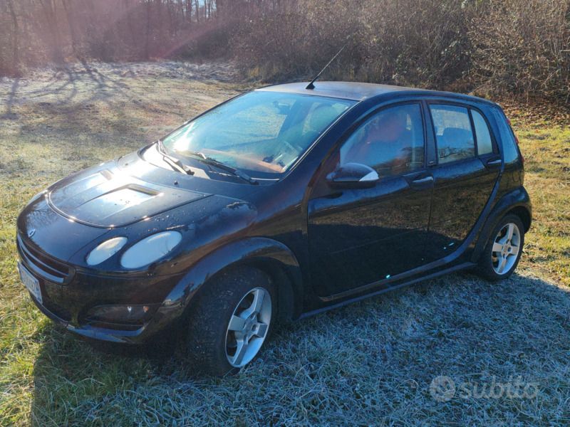 Usata Smart ForFour 2004 Nero Utilitaria