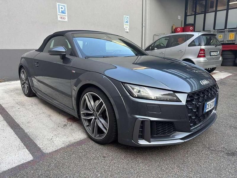 Usata Audi TT Roadster Ambiente 197 CV (144 kW) 2020 Cabrio
