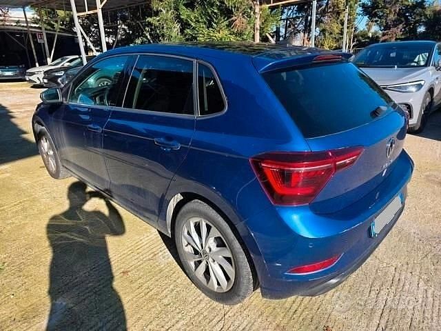 Usata VW Polo Style 95 CV (69 kW) 2022 Blu Utilitaria