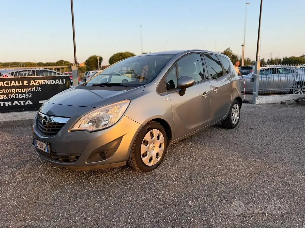 Usata Opel Meriva 110 CV (80 kW) 2011 Other Monovolume