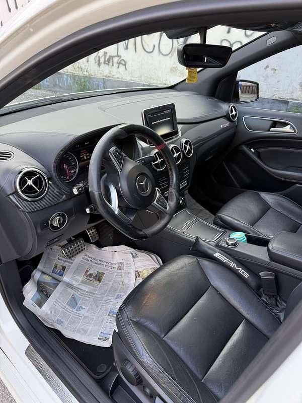 Usata Mercedes B180 109 CV (80 kW) 2015 Monovolume