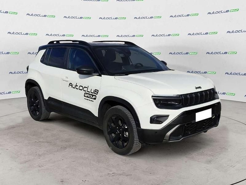 Usata Jeep Avenger Overland 136 CV (100 kW) 2025 Snow  tetto volcano SUV