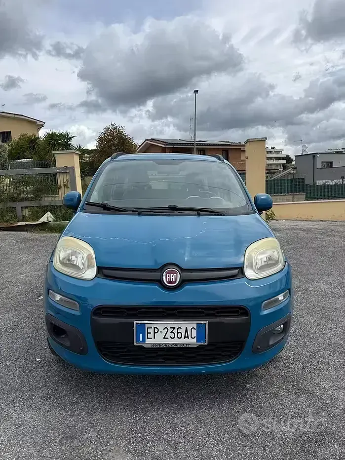 Usata Fiat Panda Pop 69 CV (50 kW) 2014 Bluazzurro Utilitaria
