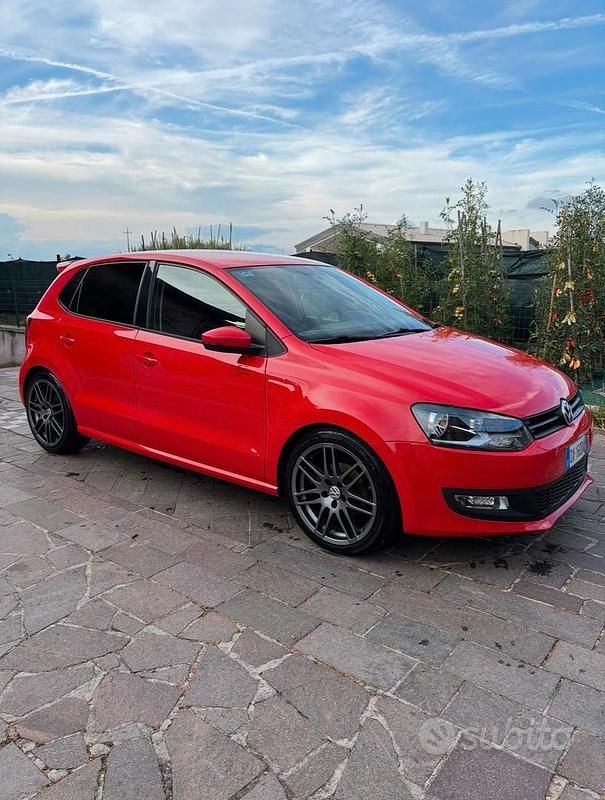 Usata VW Polo 75 CV (55 kW) 2009 Rosso Utilitaria