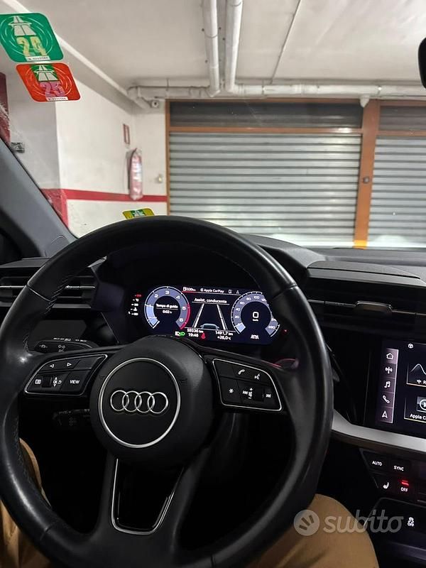 Gebraucht Audi A3 116 PS (85 kW) 2021 Blau Limousine