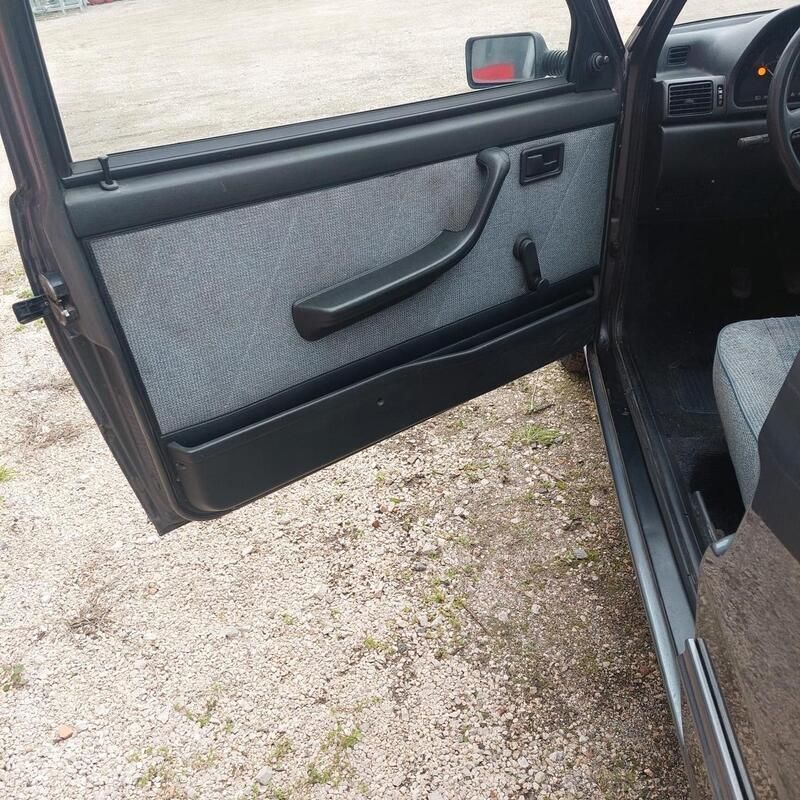 Usata Fiat Uno 45 CV (33 kW) 1990 Grigio Utilitaria