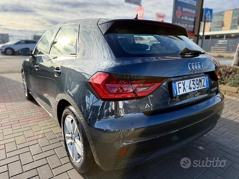 Usata Audi A1 116 CV (85 kW) 2019 Grigio SUV