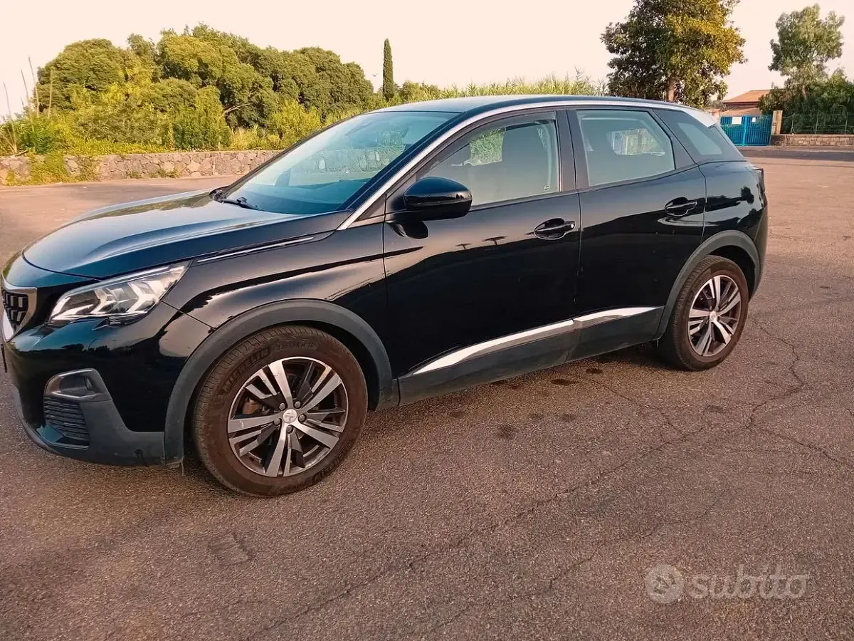 Usata Peugeot 3008 150 CV (110 kW) 2016 Nero Station wagon