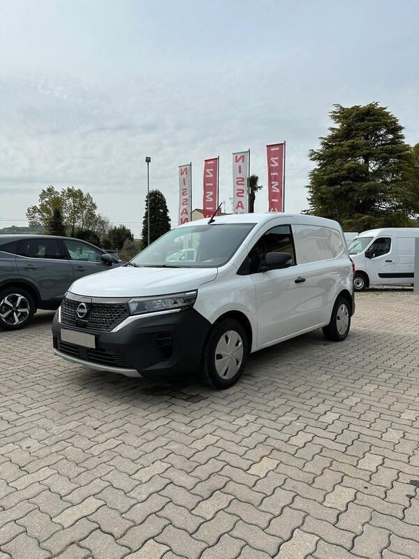 Bianco Usata 2023 Nissan Townstar Monovolume | 24.500 € - Immagine 1/4