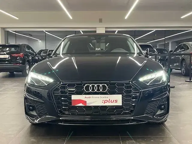 Nuova Audi A5 Sportback S-Line 204 CV (150 kW) 2025 Nero mythos metallizzato Utilitaria