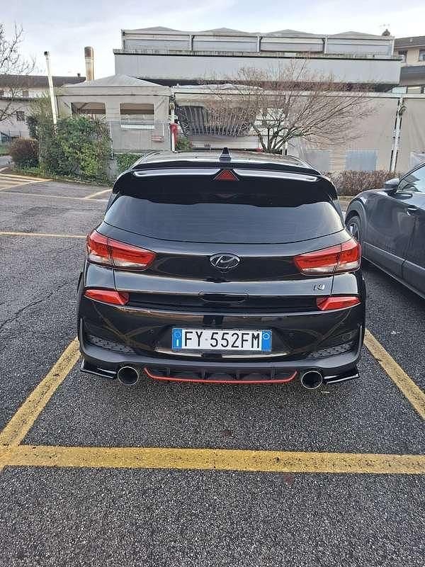 Begagnad Hyundai i30 N Performance 275 HK (202 kW) 2019 Svart Sedan