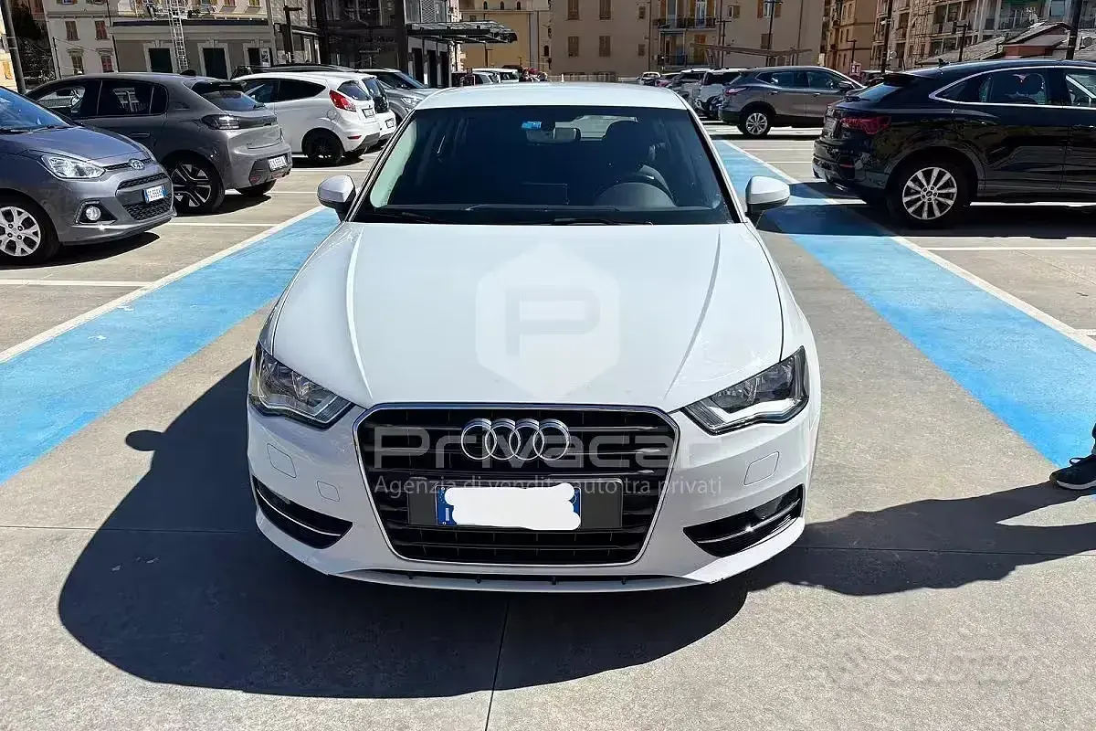 Usata Audi A3 Sportback Ambition 110 CV (80 kW) 2016 Bianco Utilitaria