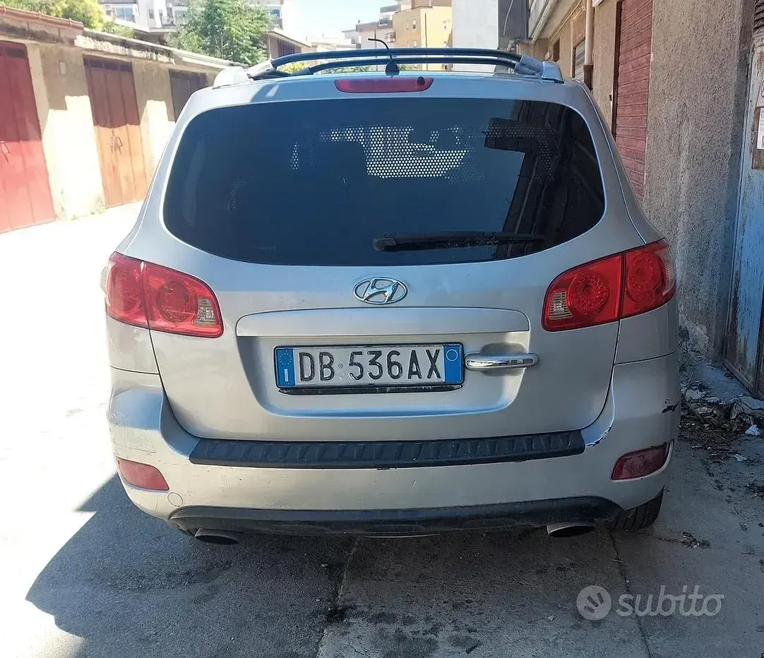 Usata Hyundai Santa Fe 155 CV (114 kW) 2006 Grigio SUV