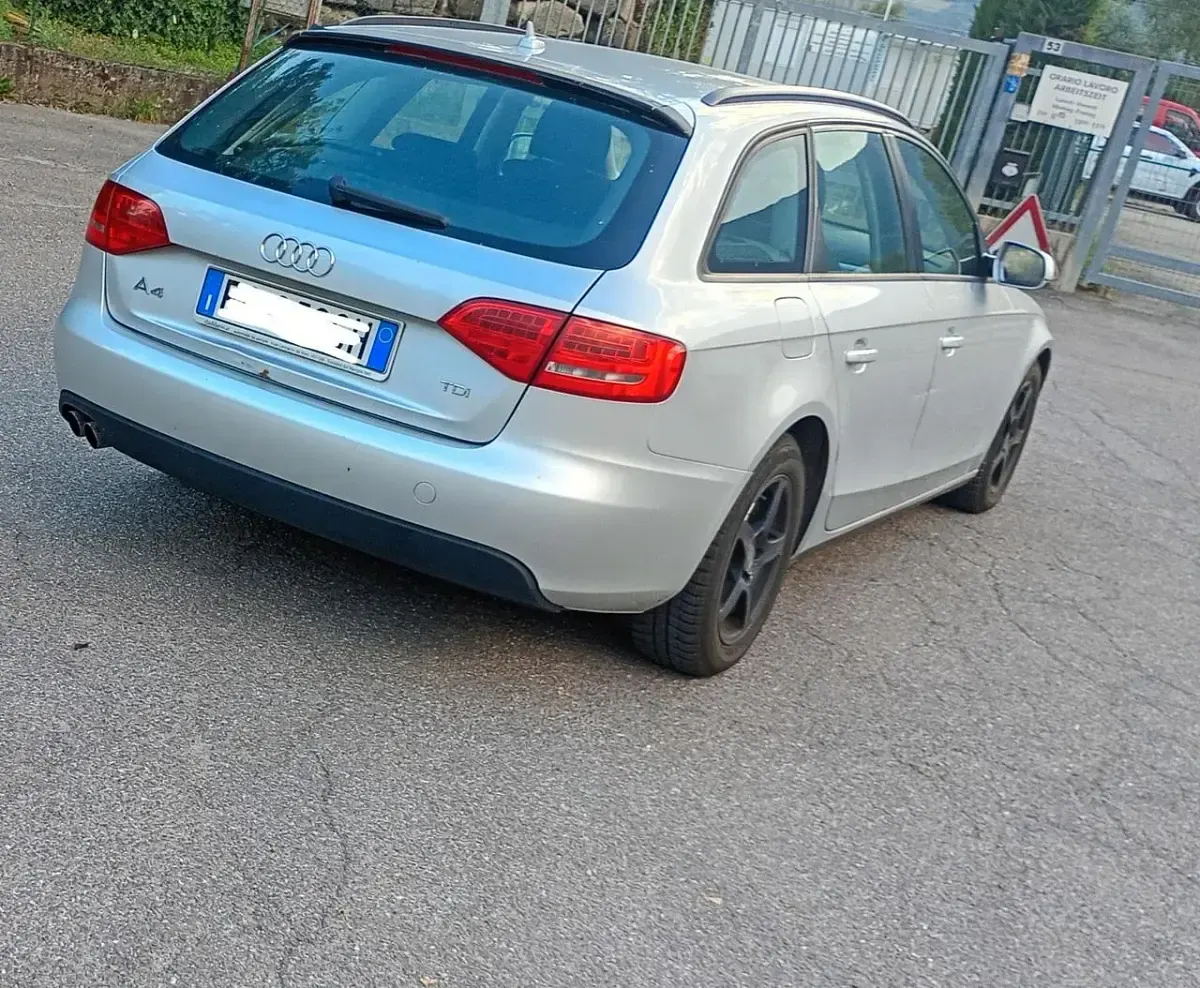 Usata Audi A4 Ambiente 143 CV (105 kW) 2010 Argento Station wagon