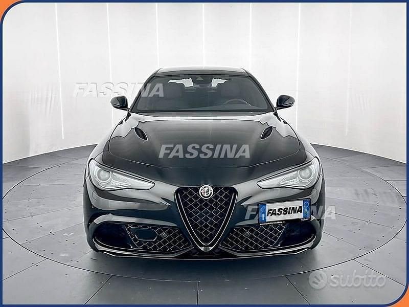 Usata Alfa Romeo Giulia Quadrifoglio 519 CV (381 kW) 2023 Nero Berlina