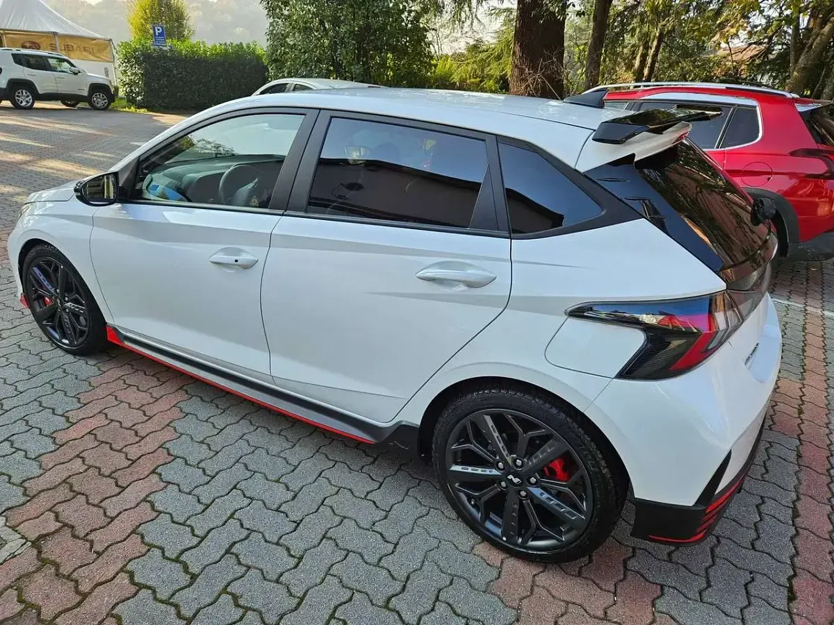 Usata Hyundai i20 N Performance 204 CV (150 kW) 2024 Bianco Utilitaria