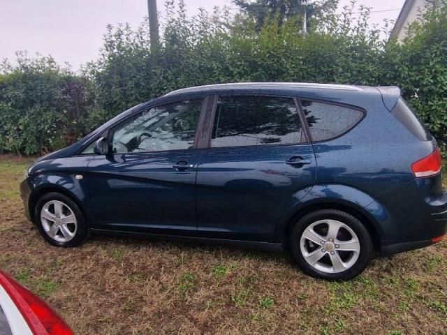 Usata Seat Altea Reference 105 CV (77 kW) 2007 Blu Monovolume
