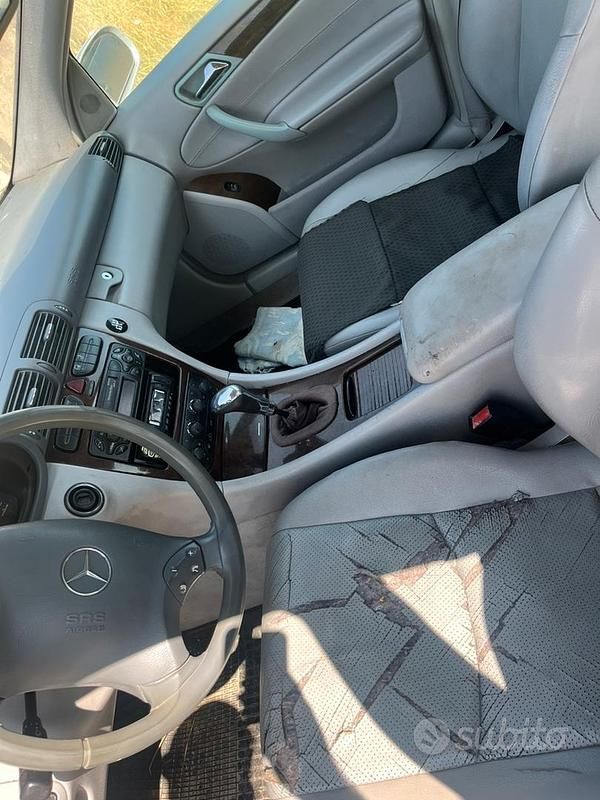 Usata Mercedes C270 2000 Grigio Berlina